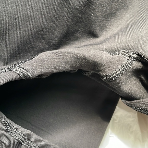 Gymshark NWOT Fit Black Seamless Low Rise Capris Leggings Logo Waistband Medium - Picture 5 of 5